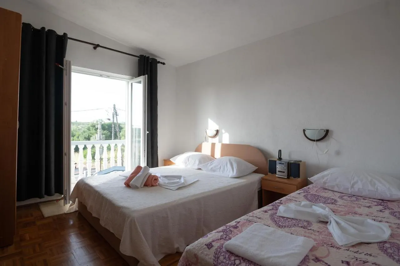 Marina'S Apartments Razanac