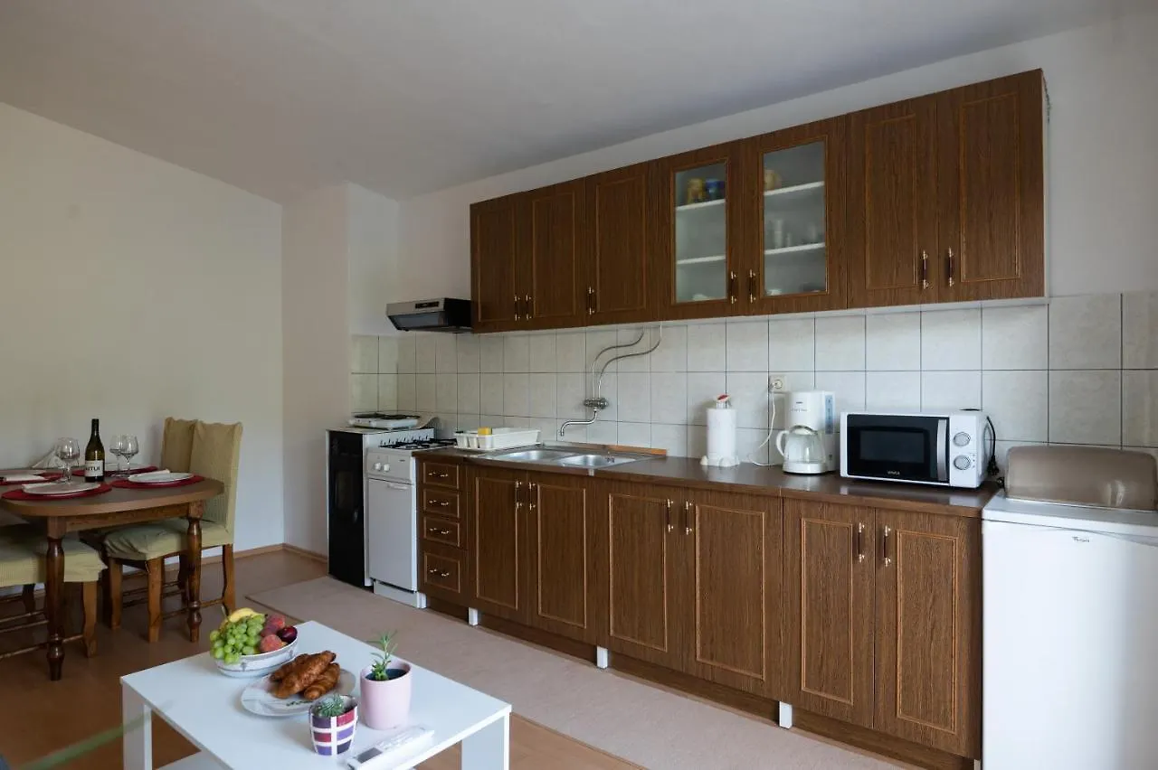 Marina'S Apartments Razanac