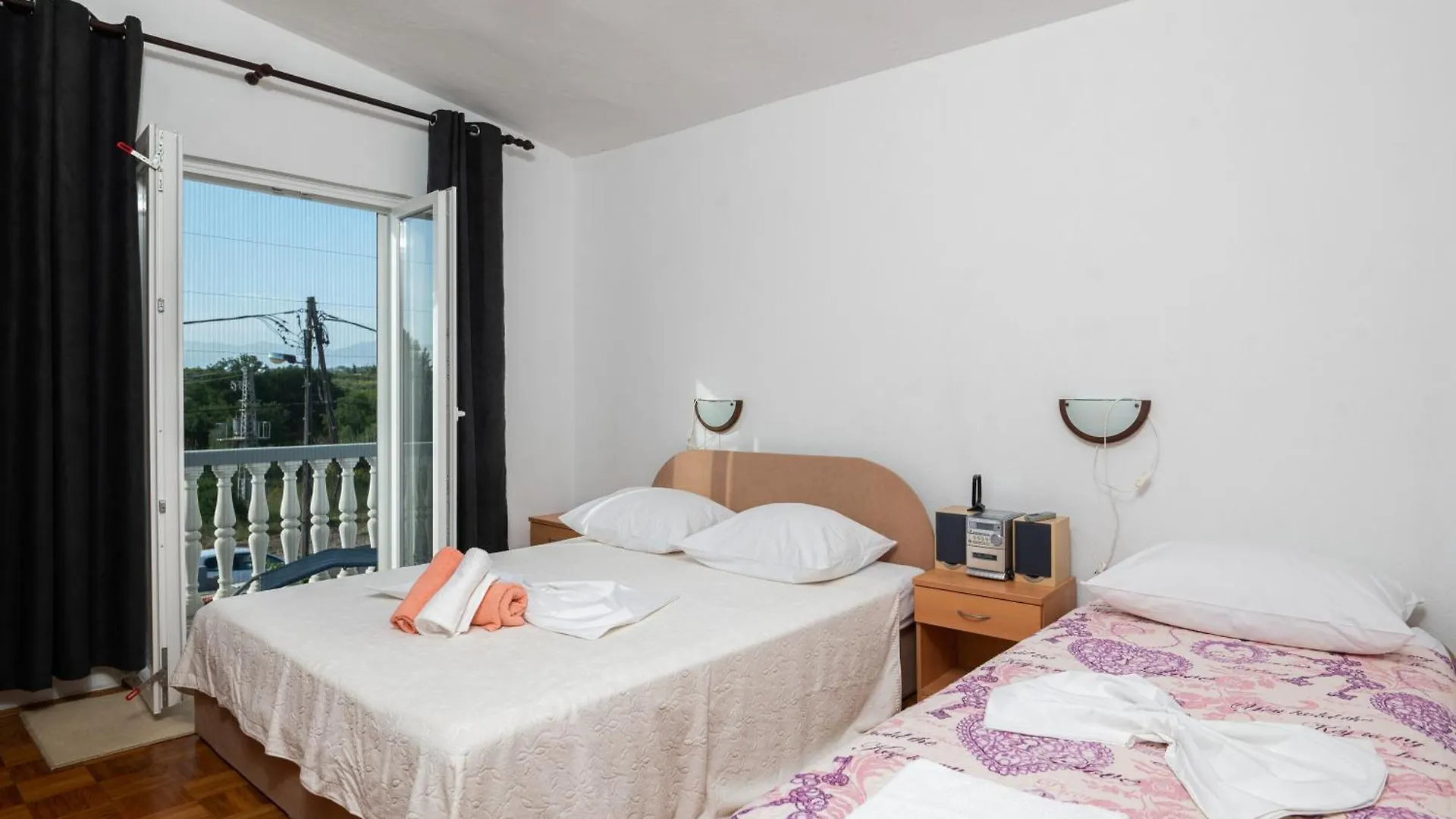 Marina'S Apartments Razanac Croatia